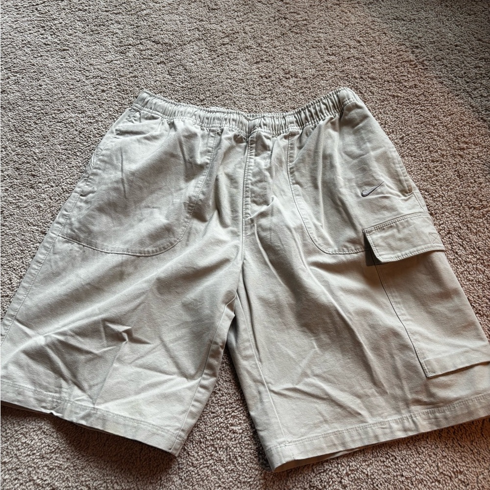 Men's Tan Cargo Shorts